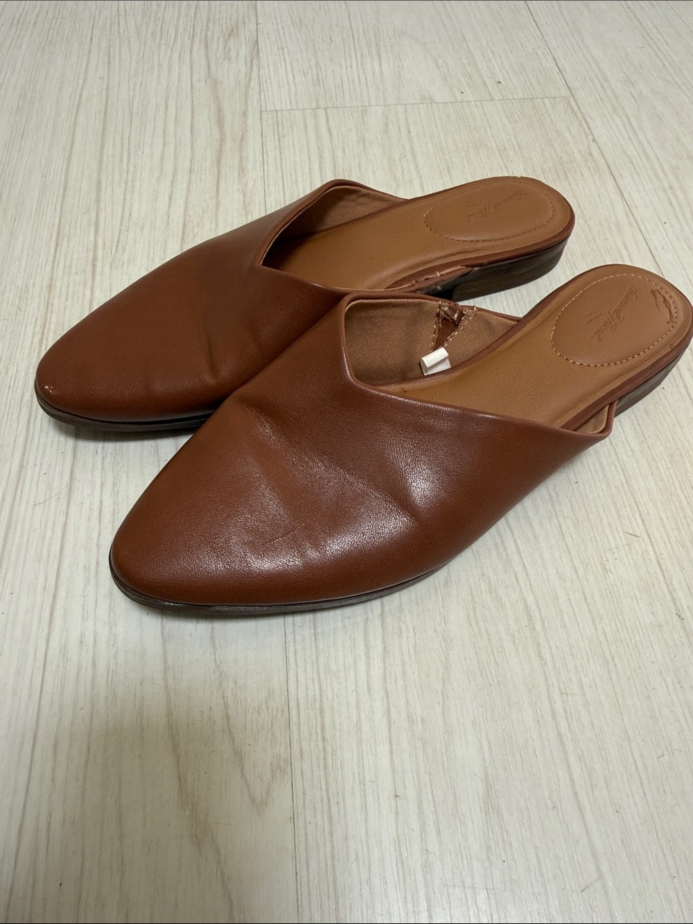 Universal Thread Brown Mules - Picture 2 of 12